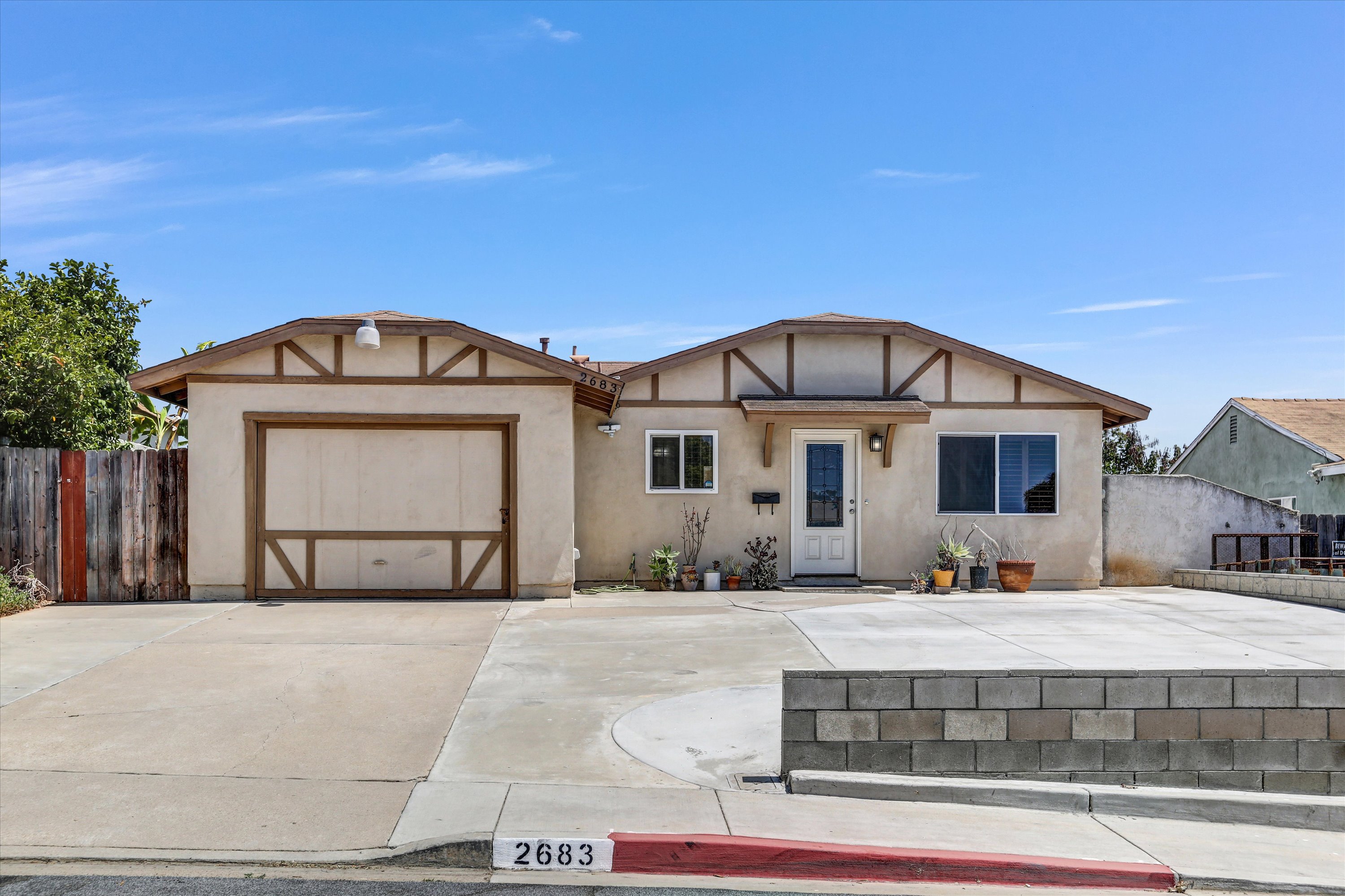 2683 Caulfield Drive